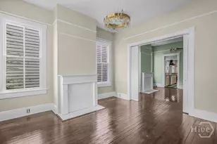 221 W 39th St, Savannah, GA 31401 - Photo 14