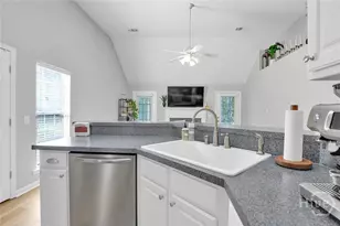 115 Sunrise Ln, Savannah, GA 31419 - Photo 18