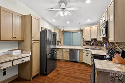 438 Hunt Drive, Savannah, GA 31406 - Photo 14