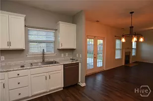 319 Ivey St, Richmond Hill, GA 31324 - Photo 10