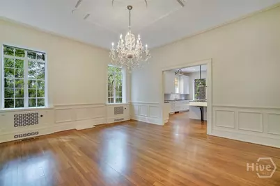 302 E 46th Street, Savannah, GA 31405 - Photo 16