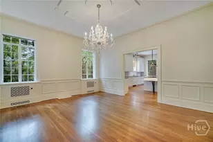 302 E 46th St, Savannah, GA 31405 - Photo 16