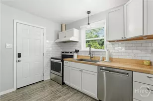 26 Merrydell Dr, Savannah, GA 31419 - Photo 14