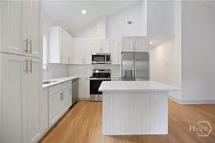 1916 Delaware St, Savannah, GA 31404 - Photo 18