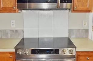79 Fairgreen St, Savannah, GA 31407 - Photo 10