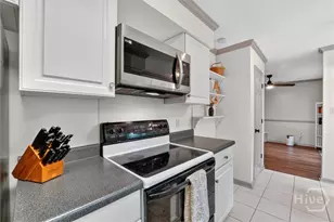 23 E Deerwood Rd, Savannah, GA 31410 - Photo 6