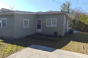 114 Adair St, Savannah, GA 31404 - Photo 2