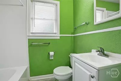 2009 E 57th Street, Savannah, GA 31404 - Photo 16