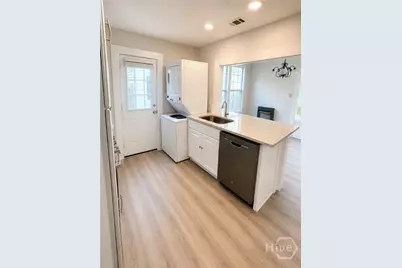 2604 Jefferson Street, Savannah, GA 31401 - Photo 6