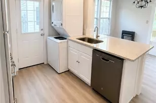 2604 Jefferson St, Savannah, GA 31401 - Photo 6