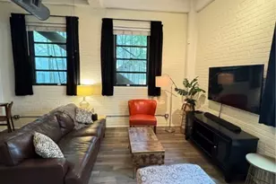 528 Selma St, Savannah, GA 31401 - Photo 12