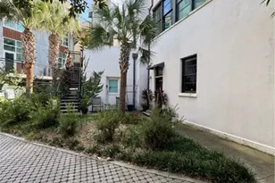 528 Selma St, Savannah, GA 31401 - Photo 2