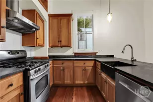 217 E Bolton St, Savannah, GA 31401 - Photo 22