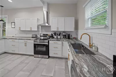 1309 E 33rd Street, Savannah, GA 31404 - Photo 8