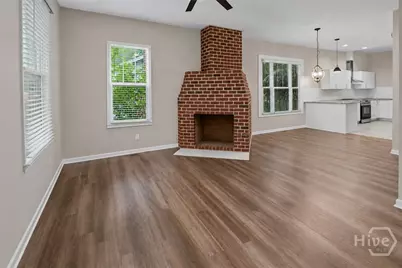1309 E 33rd Street, Savannah, GA 31404 - Photo 6