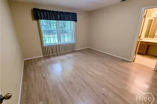 239 Bordeaux Ln, Savannah, GA 31419 - Photo 12