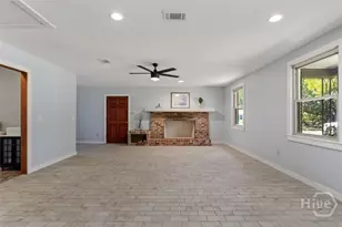 26 Sapelo Rd, Savannah, GA 31410 - Photo 8