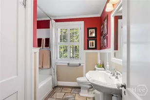 34 E 50th St, Savannah, GA 31405 - Photo 24