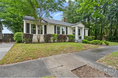 332 E 56th Street, Savannah, GA 31405 - Photo 2