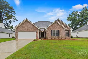 233 Belle Grove Cir, Richmond Hill, GA 31324 - Photo 2