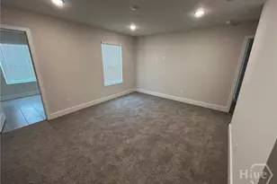 182 Mage St, Savannah, GA 31302 - Photo 8
