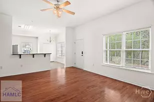 401 Barry McCaffrey Blvd, Hinesville, GA 31313 - Photo 6