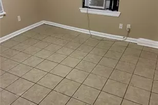2009 Eppinger St, Savannah, GA 31415 - Photo 8