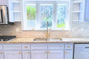 5 Reynolds Cir, Savannah, GA 31405 - Photo 12