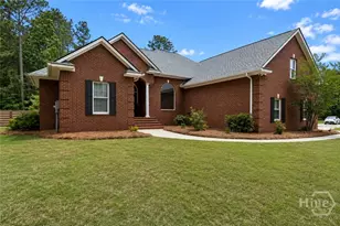 572 Kelsall Dr, Richmond Hill, GA 31324 - Photo 2