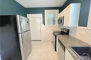 19 W 50th St, Savannah, GA 31405 - Photo 10