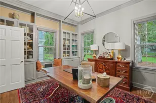 2 Hawkins Ln, Savannah, GA 31411 - Photo 8