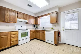 122 B C Smith Ave, Savannah, GA 31408 - Photo 30