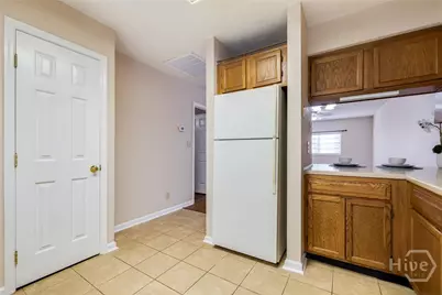 122 B, C Smith Avenue, Savannah, GA 31408 - Photo 36