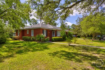 4602 Sussex Place, Savannah, GA 31405 - Photo 2