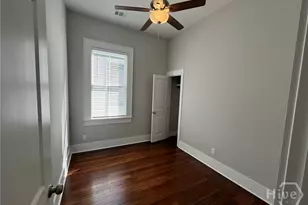 213 W 39th St, Savannah, GA 31401 - Photo 8