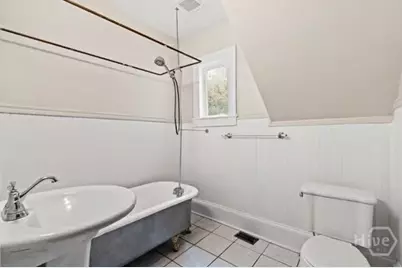 723 E Henry Street #A, Savannah, GA 31401 - Photo 16