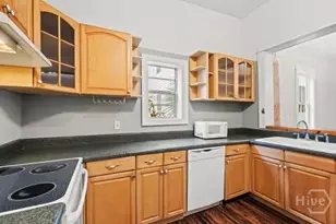 723 E Henry St, Savannah, GA 31401 - Photo 20