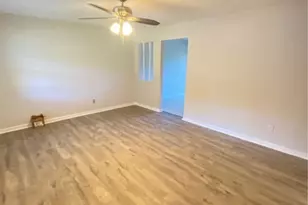 149 Becky St, Hinesville, GA 31313 - Photo 2