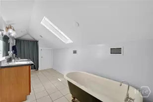 1902 Barnard St, Savannah, GA 31401 - Photo 38