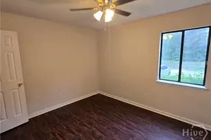 245 Holland Dr, Savannah, GA 31419 - Photo 6