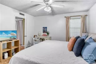 302 E Island Square Dr, St Simons Island, GA 31522 - Photo 18