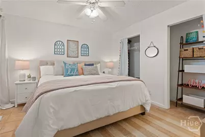 302 E Island Square Drive, Saint Simons, GA 31522 - Photo 10