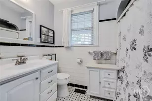 709 E 52nd St, Savannah, GA 31405 - Photo 36