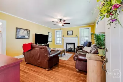 709 E 52nd Street, Savannah, GA 31405 - Photo 8