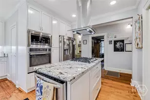 709 E 52nd St, Savannah, GA 31405 - Photo 20