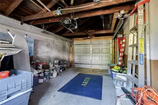 709 E 52nd St, Savannah, GA 31405 - Photo 46