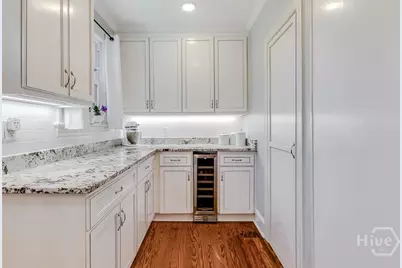709 E 52nd Street, Savannah, GA 31405 - Photo 22