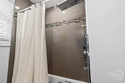 516 E 58th Street, Savannah, GA 31405 - Photo 24