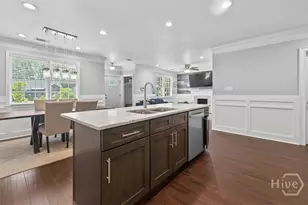 516 E 58th St, Savannah, GA 31405 - Photo 12