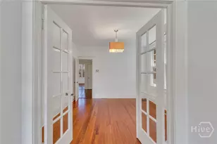 11 E 34th St, Savannah, GA 31401 - Photo 8